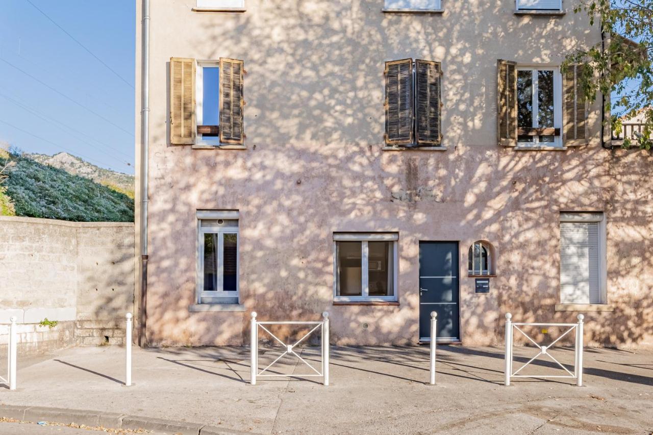 Appartement Studio Climatisé, proche des commodités, au calme. à Toulon Extérieur photo